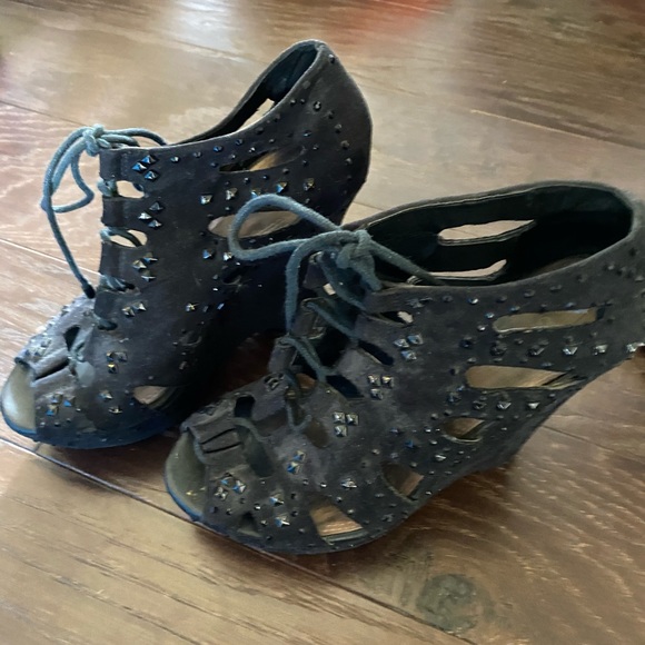 Shoes size 7.5-8 bundle! - Picture 8 of 12